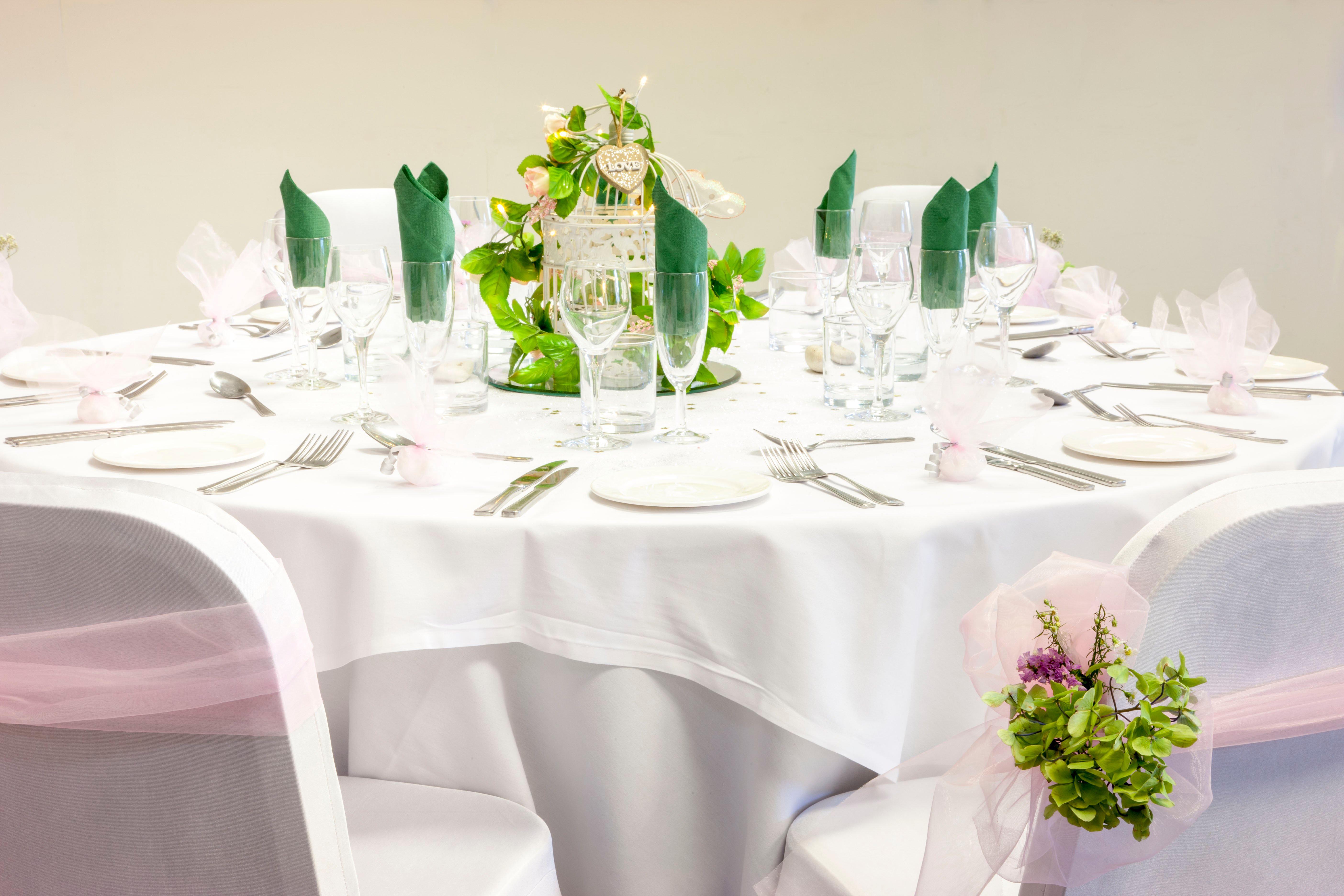 Holiday Inn Colchester By Ihg Exterior foto
